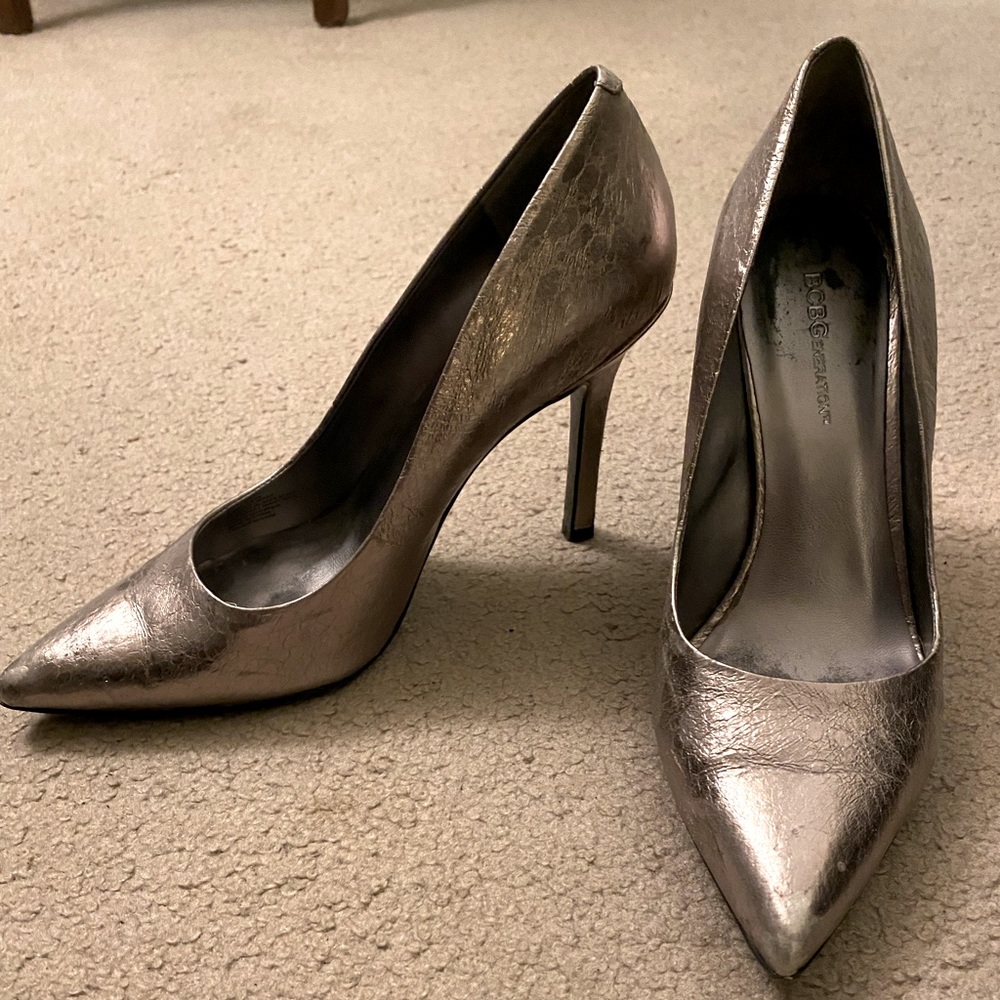 Gorgeous silver heels - size 9.5